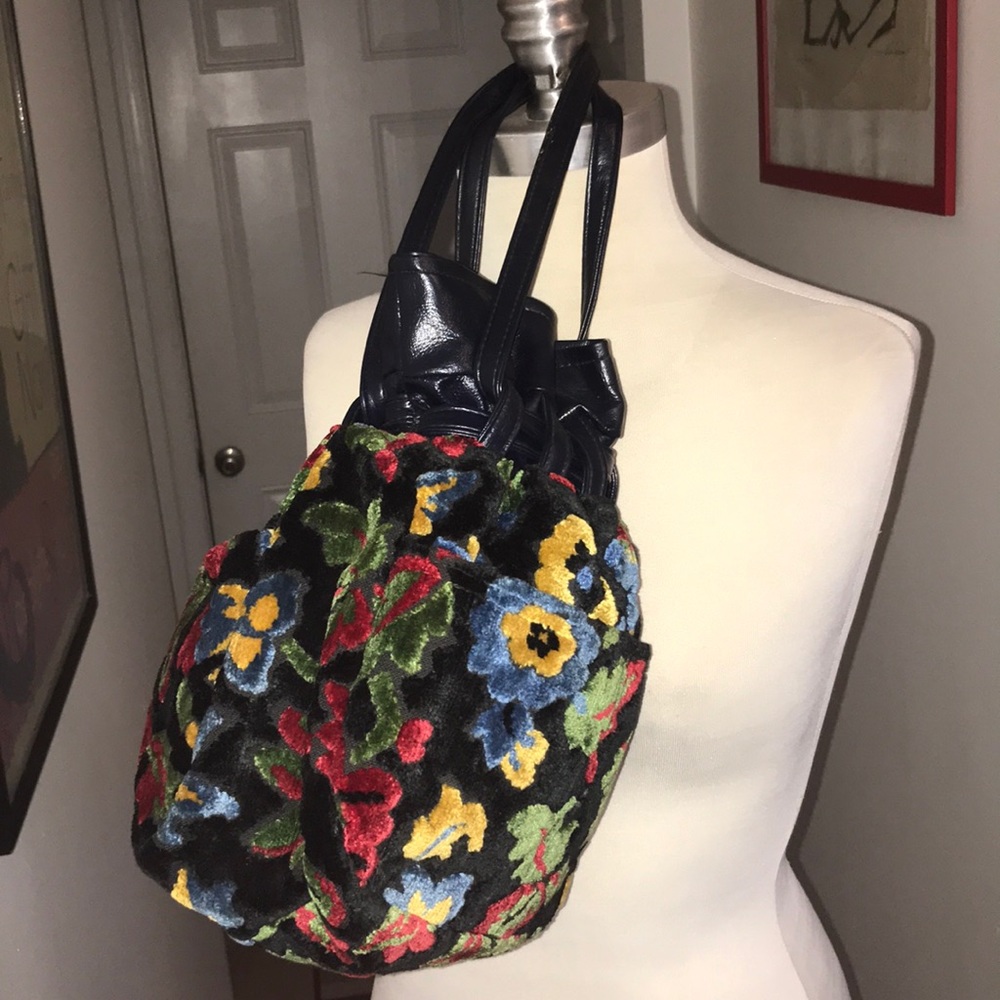 Vintage Carpet Tapestry Small Ball Bag π - Picture 7 of 8